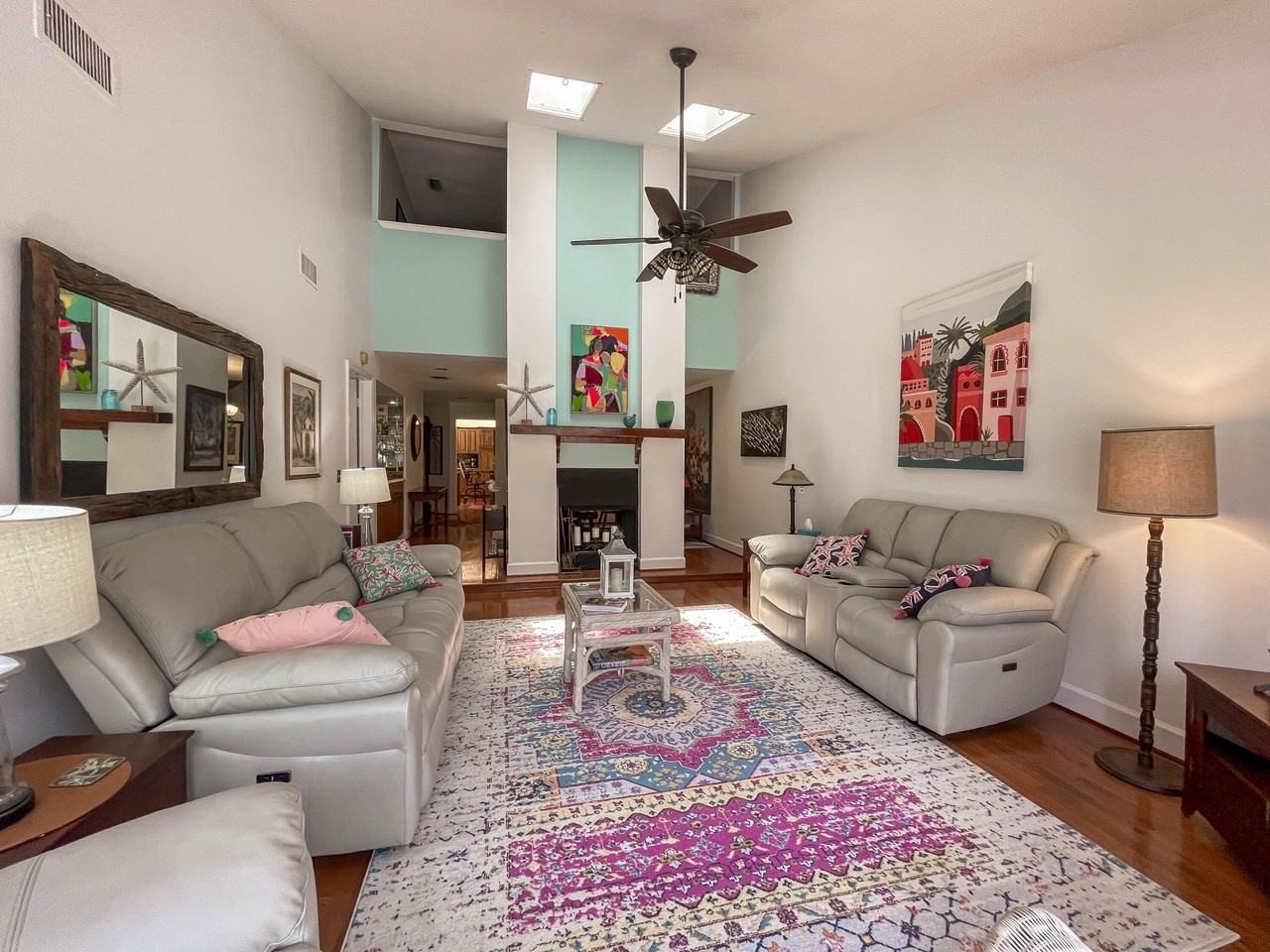 56 Edinburgh Dr - Photo 4 of 20
