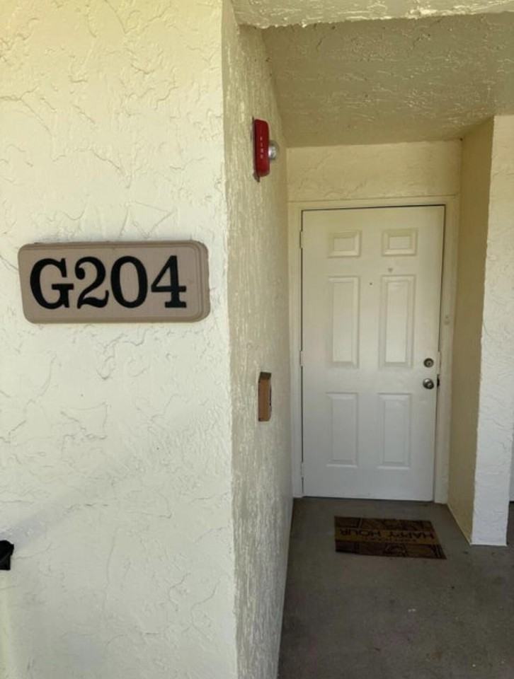 2600 Greenwood Ter #204 - Photo 2 of 15