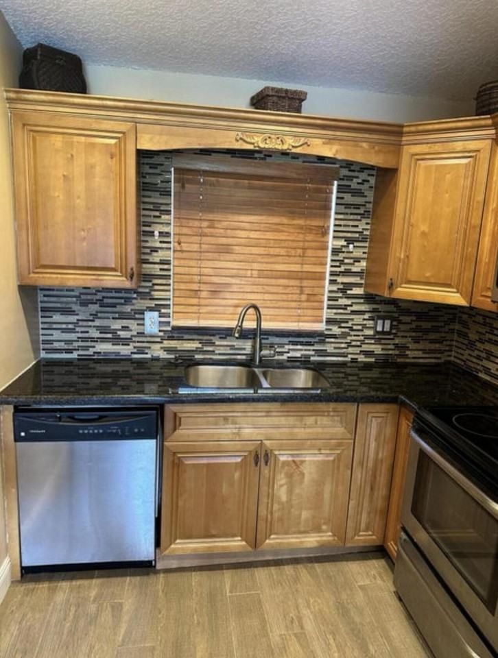 2600 Greenwood Ter #204 - Photo 3 of 15