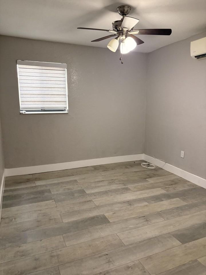 15700 Nw 39th Pl - Photo 2 of 11