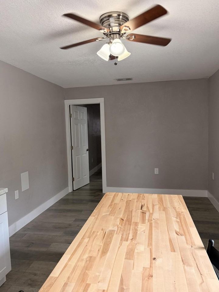 15700 Nw 39th Pl - Photo 5 of 11