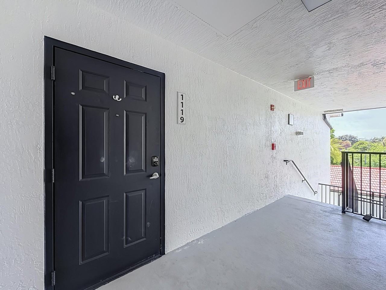 1119 Villa Ln #1119 - Photo 5 of 50