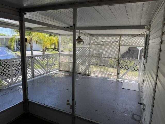 126 Yuma Way - Photo 5 of 36