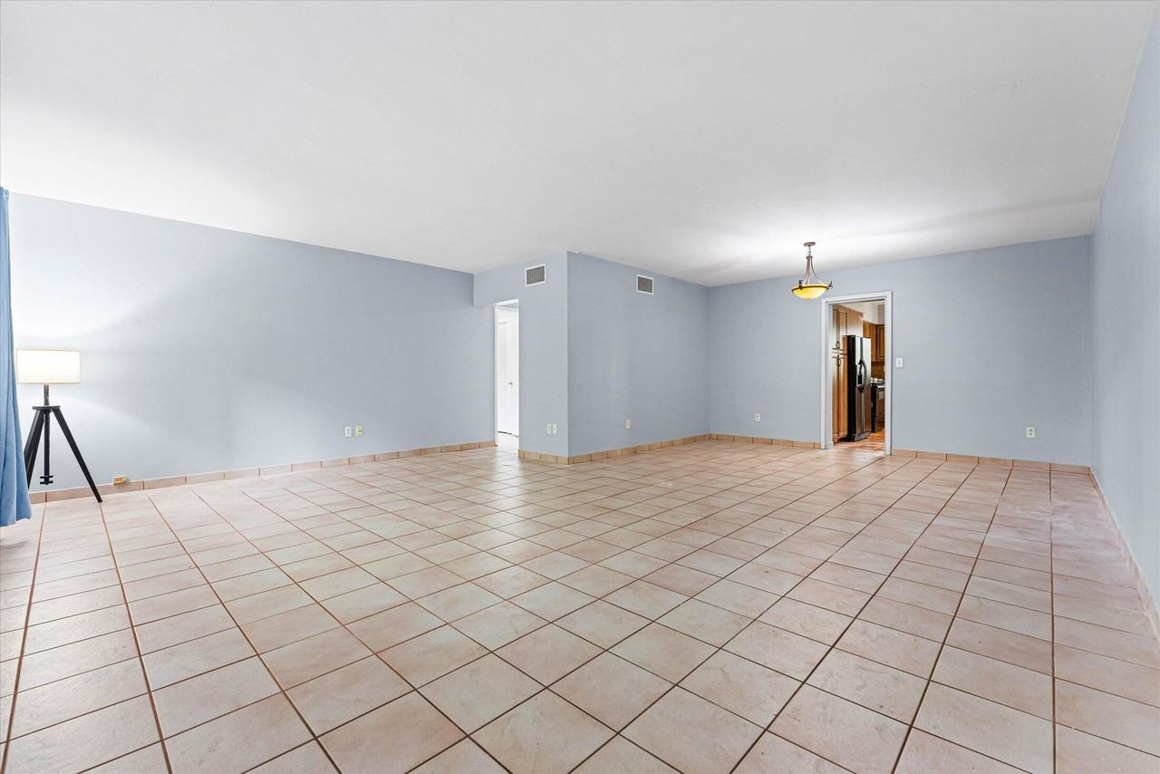 1145 101st St #1 - Photo 3 of 22