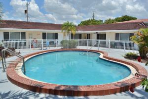 featured image of 4209 Ne 21st Ave #2