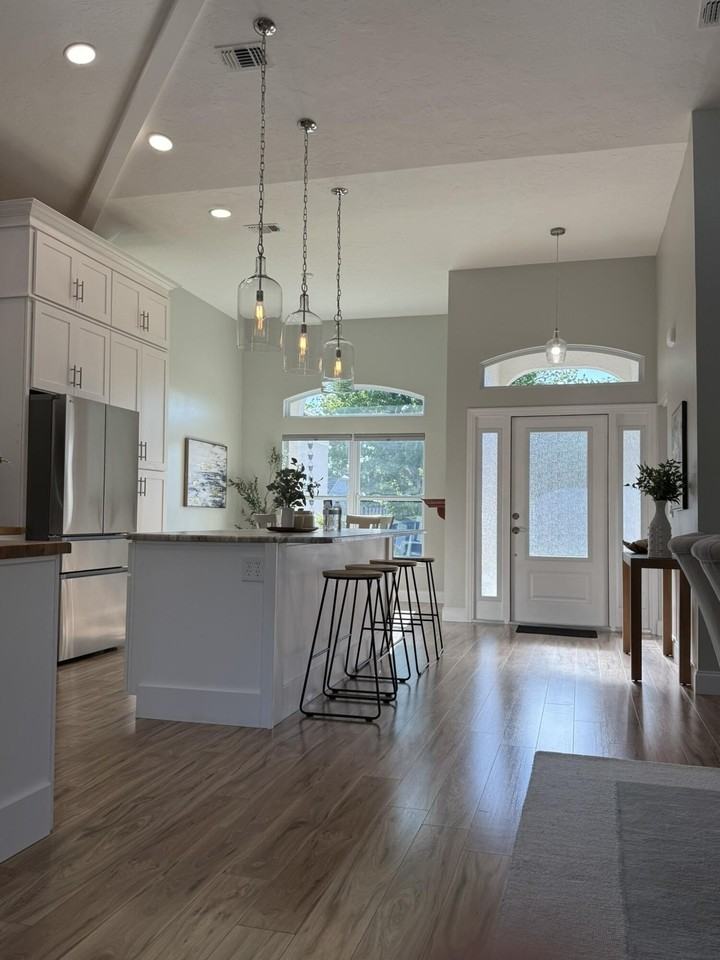 3786 Sierra Dr - Photo 7 of 50