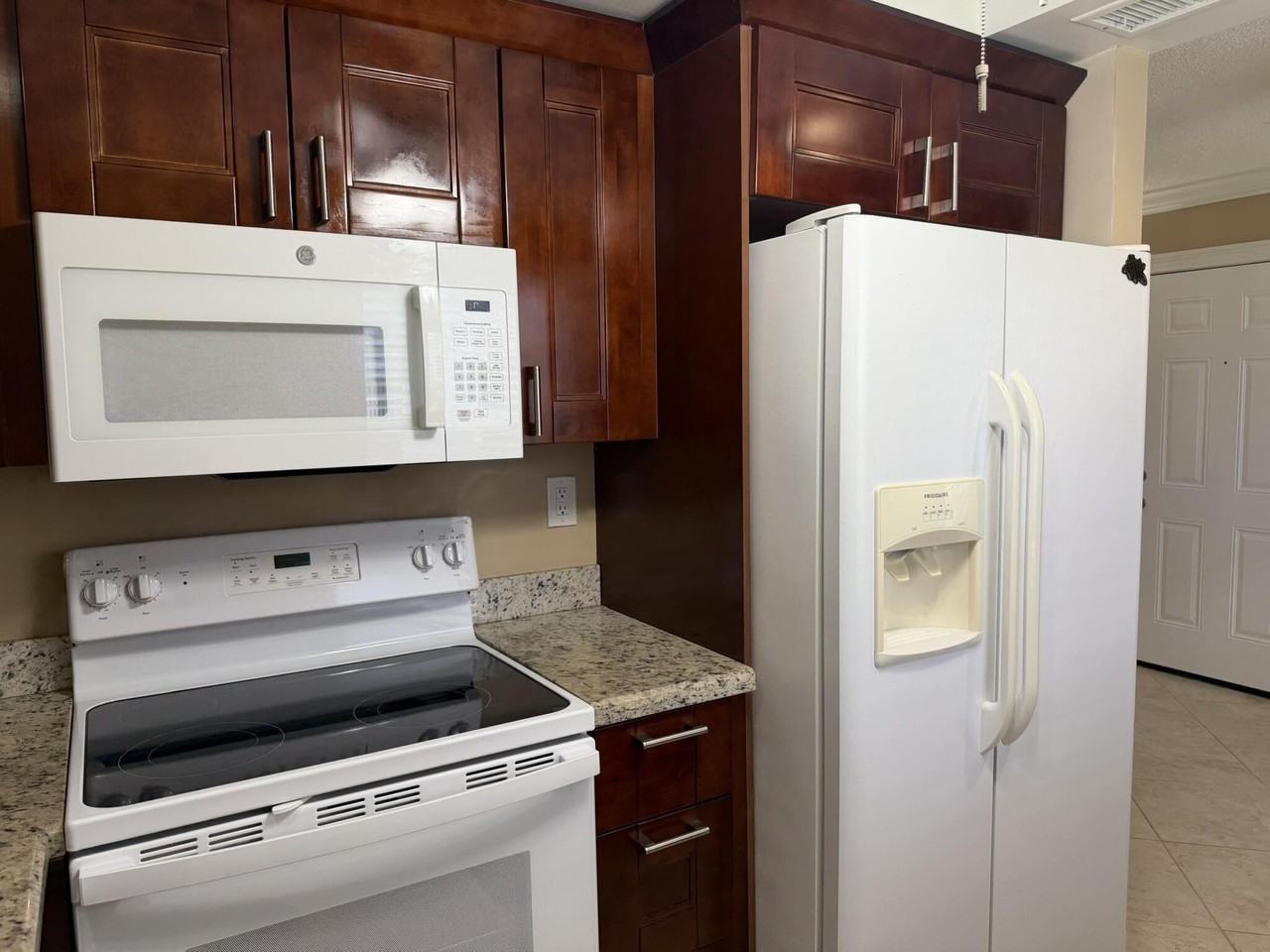 119 Burgundy C - Photo 3 of 21
