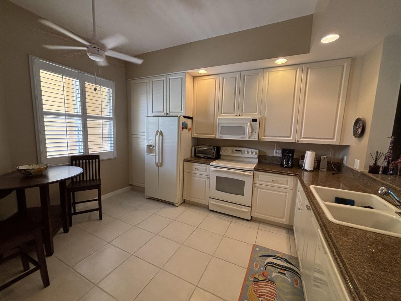 29 Harbour Isle Dr W #102 - Photo 3 of 31