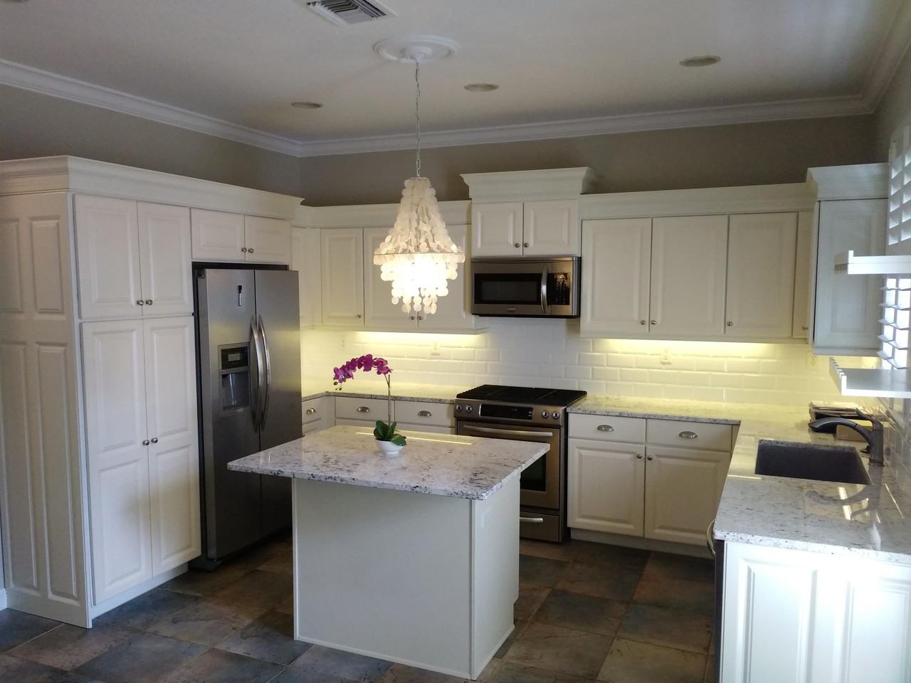521 Tomahawk Ct - Photo 5 of 28