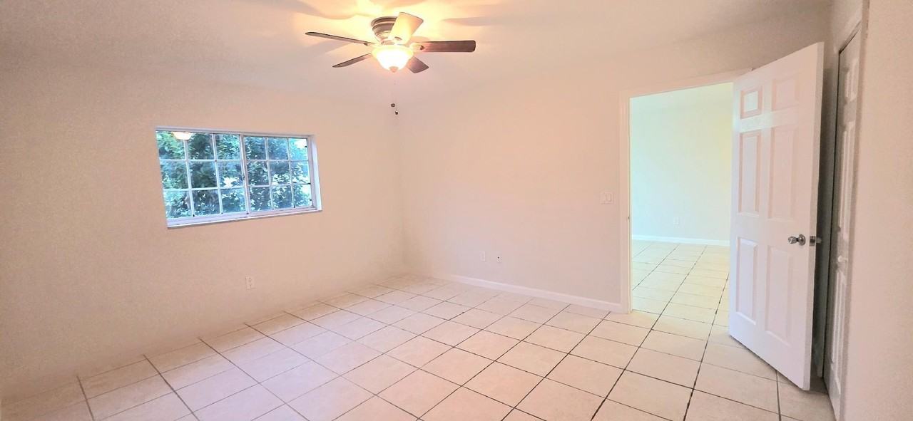 1503 Palm Beach Trace Dr - Photo 4 of 15