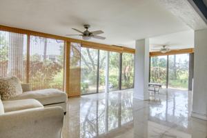 featured image of 4360 Fountains Dr #4360