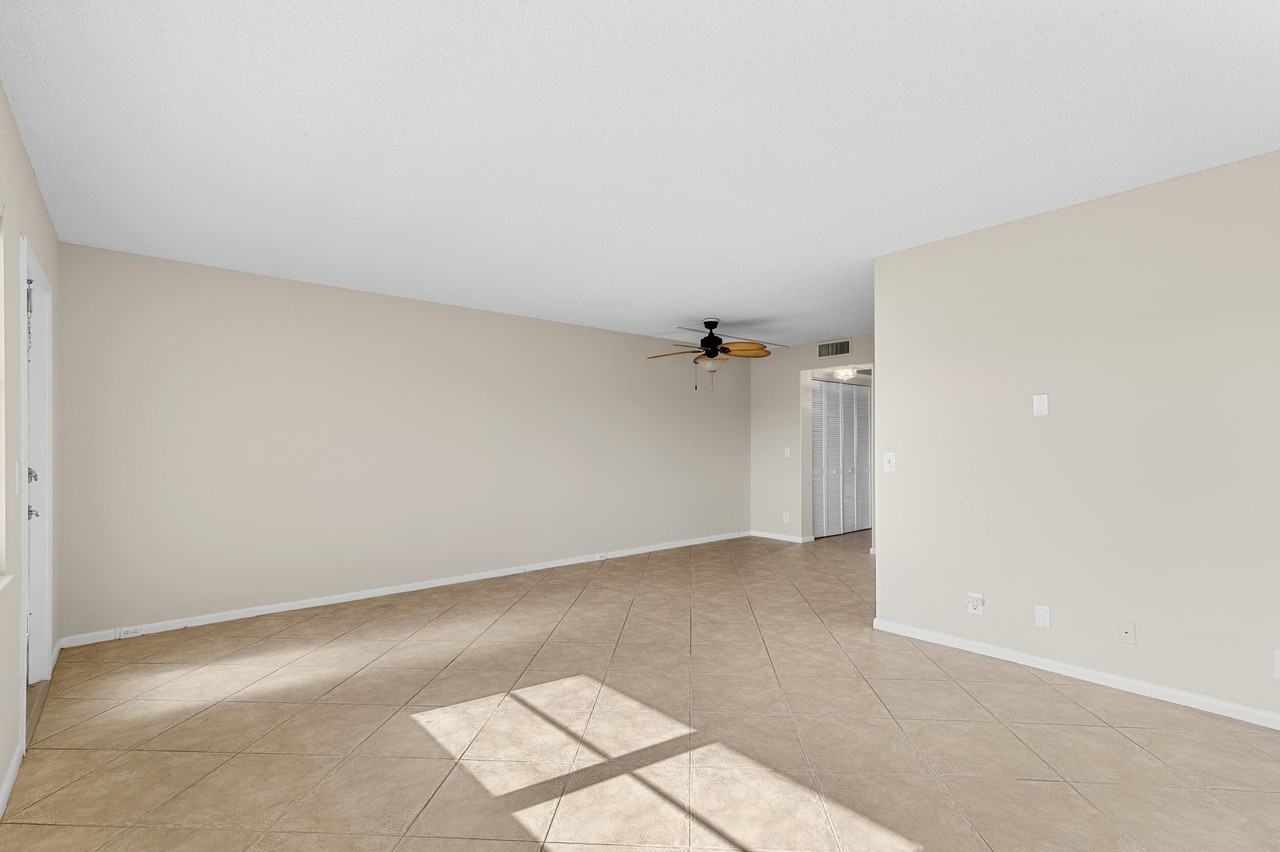 3013 Wolverton A - Photo 5 of 39