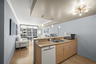 425 W Beech St #854 - Photo 1 of 1