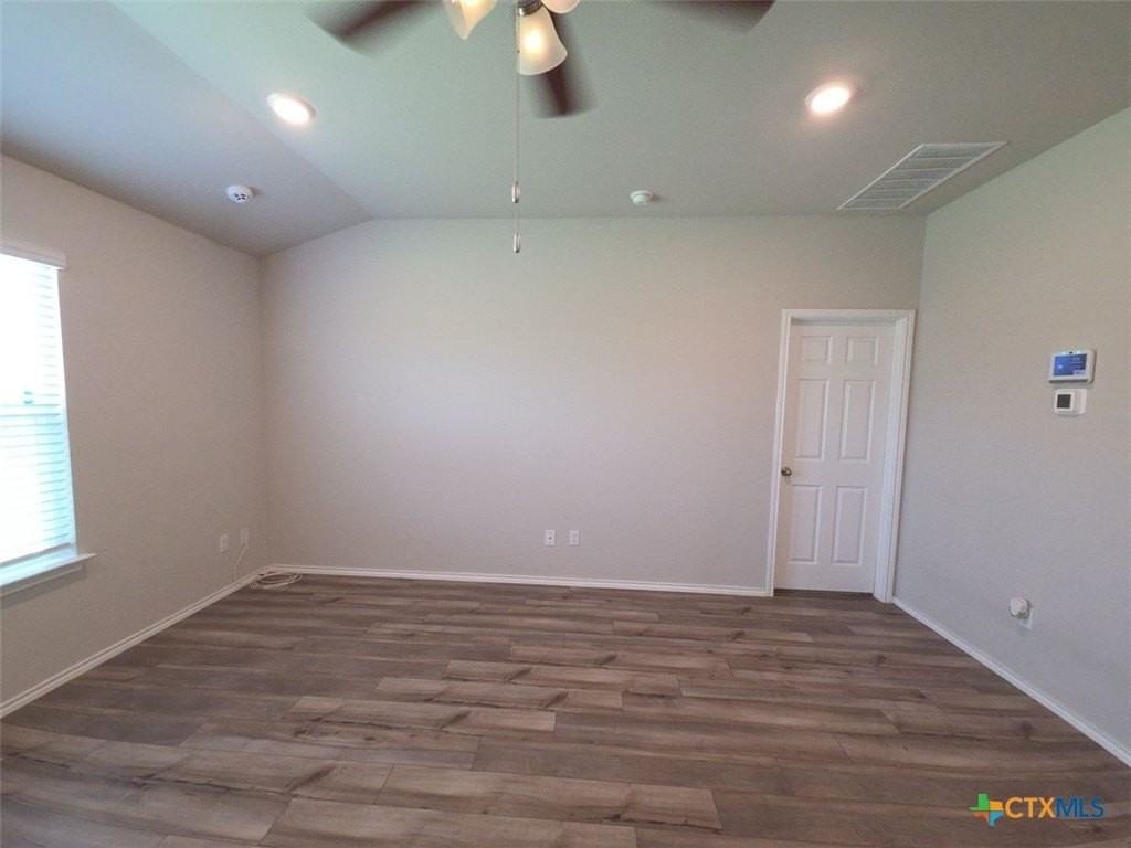 7005 Luella Dr - Photo 4 of 24