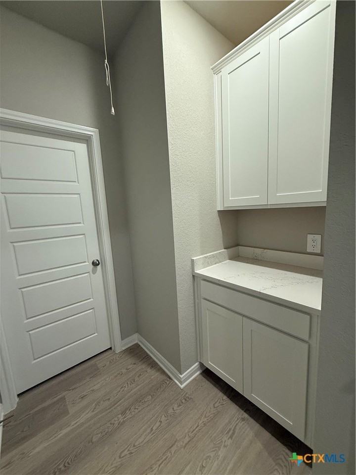 3059 Pike Dr - Photo 4 of 22