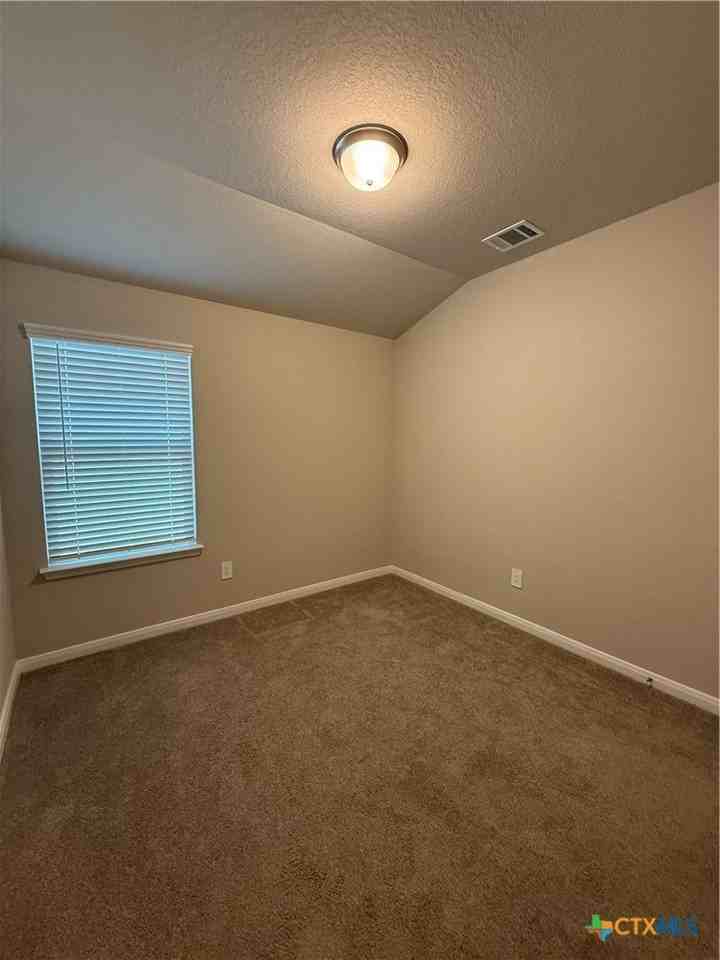 3059 Pike Dr - Photo 5 of 22