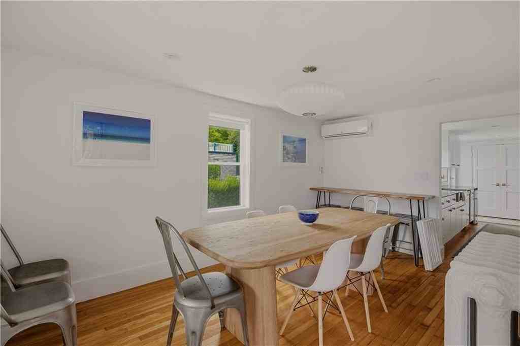59 Houston Ave - Photo 3 of 26