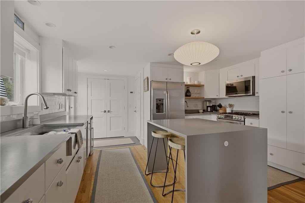 59 Houston Ave - Photo 5 of 26