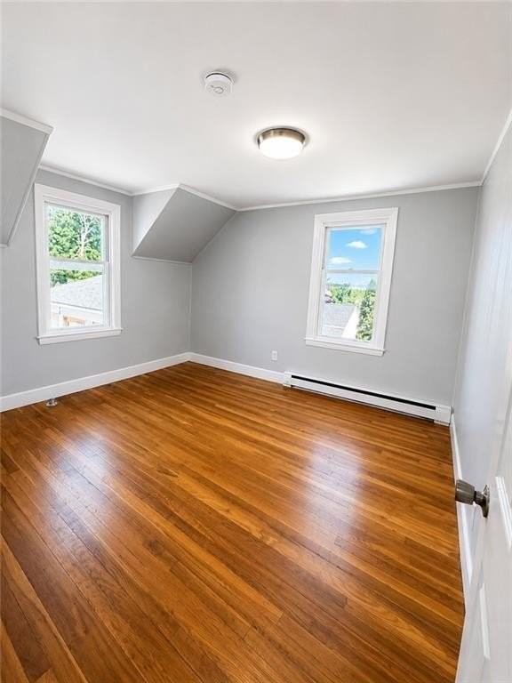 380 Farmington Ave #2R - Photo 2 of 9