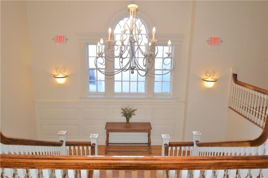 398 Wolcott Ave #4 - Photo 6 of 25