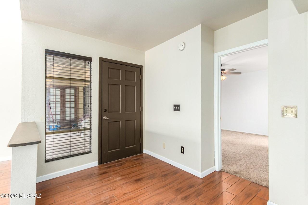 8255 N Oracle Rd #210 - Photo 4 of 26