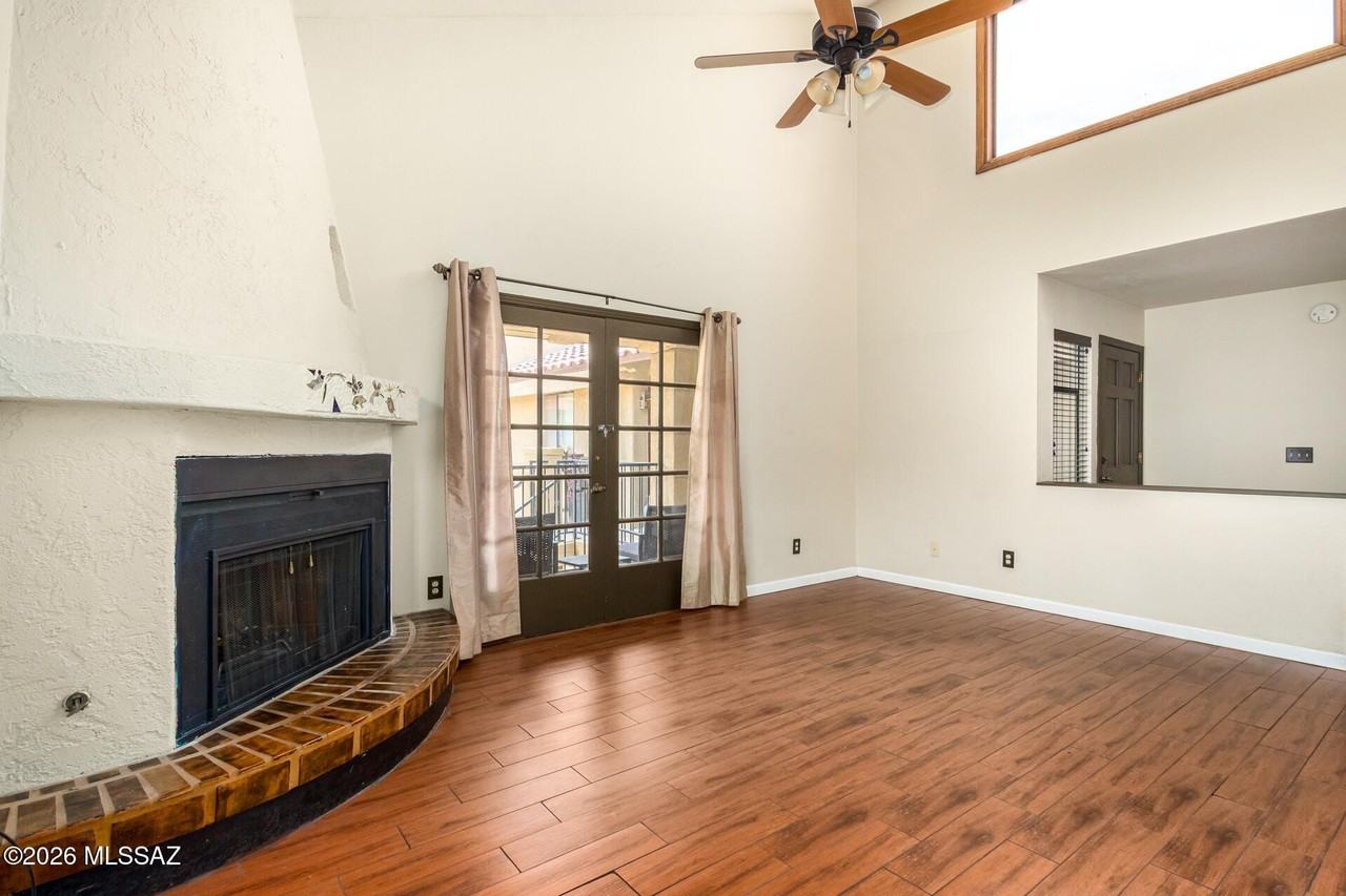 8255 N Oracle Rd #210 - Photo 7 of 26