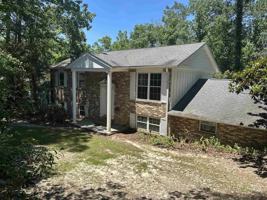 featured image of 2209 Gibbs Dr
