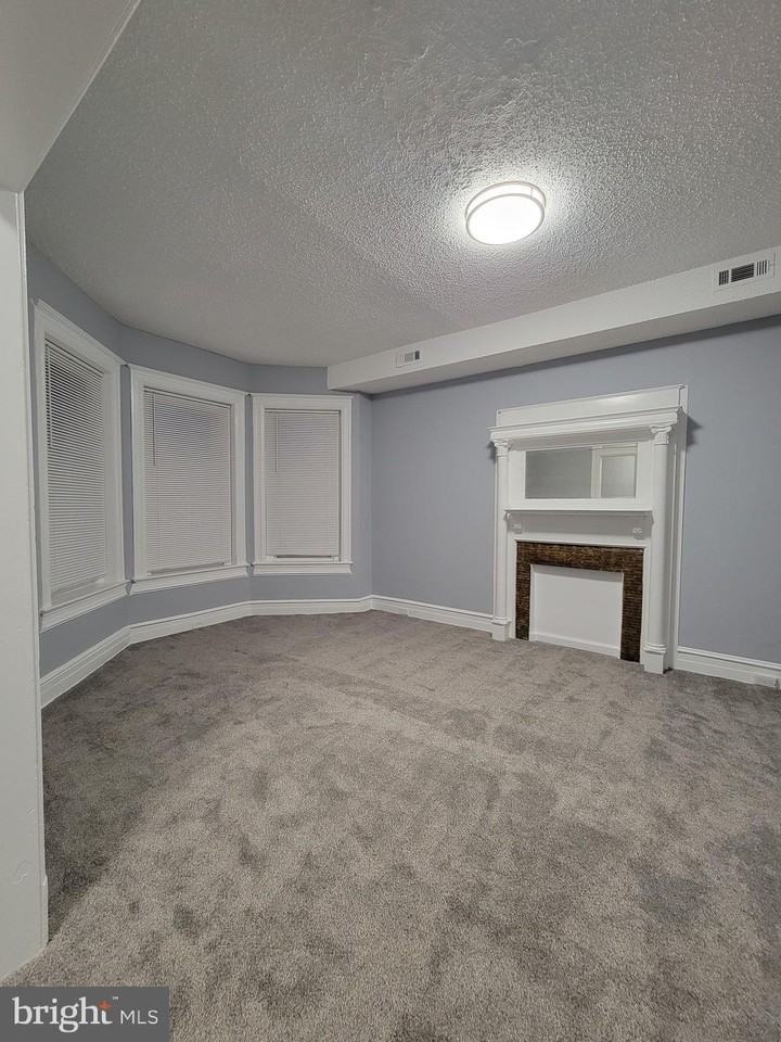 138 Rhode Island Ave Nw #A - Photo 2 of 15