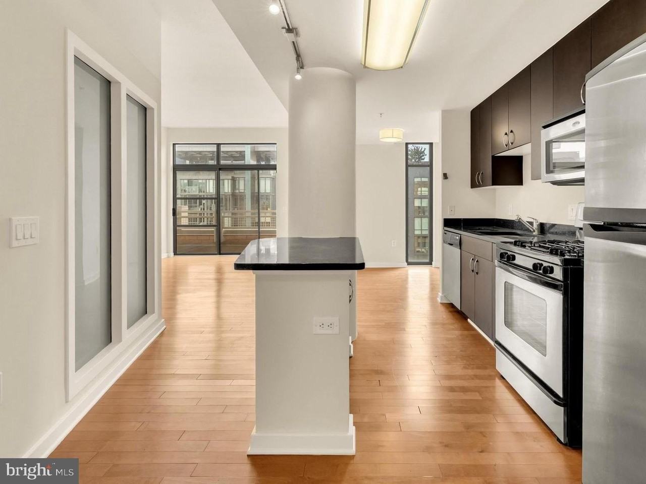 475 K St Nw #1123 - Photo 2 of 36