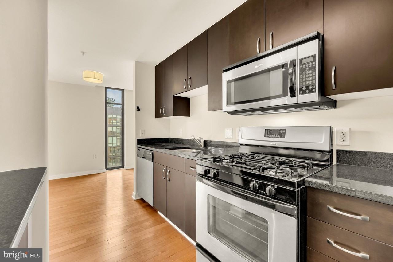 475 K St Nw #1123 - Photo 5 of 36
