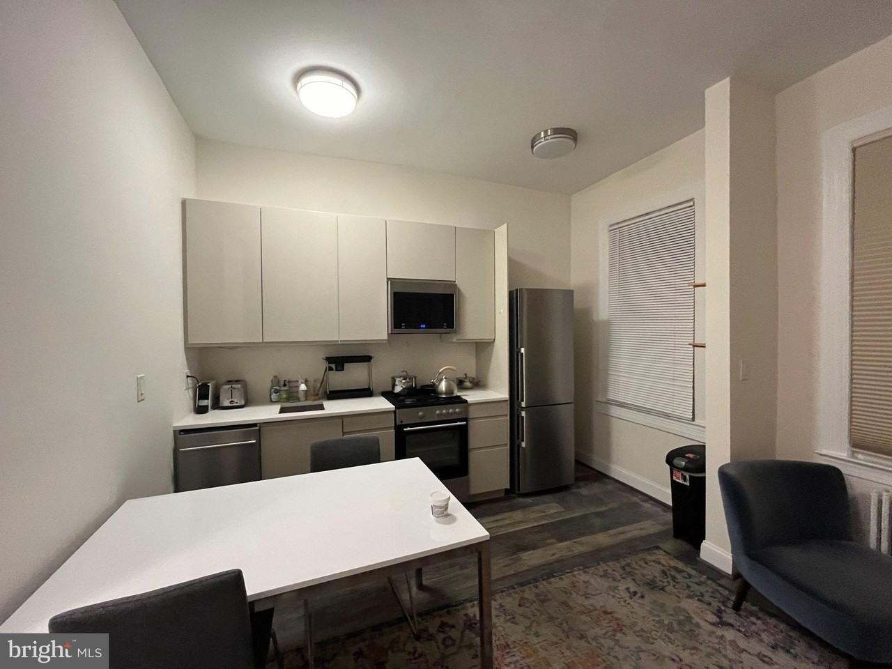3003 P St Nw - Photo 2 of 7