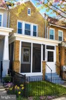 featured image of 1933 Bennett Pl Ne