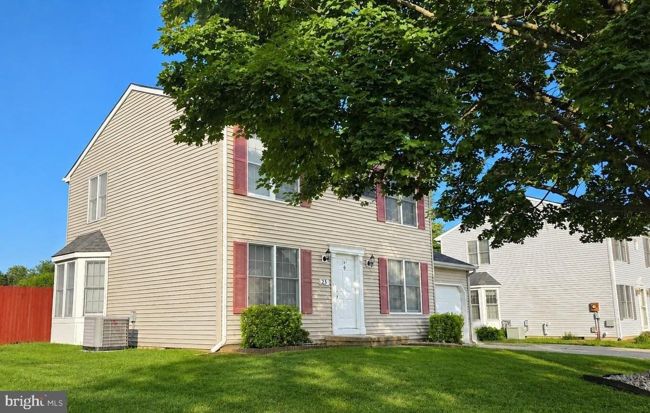 23 Lordship Ln - Photo 2 of 48