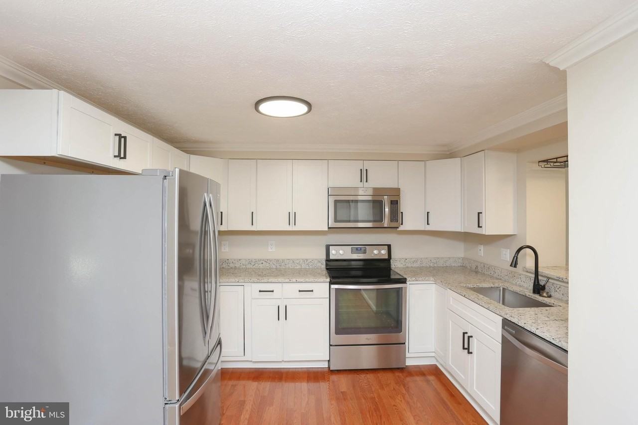 781 Willowby Run - Photo 6 of 32