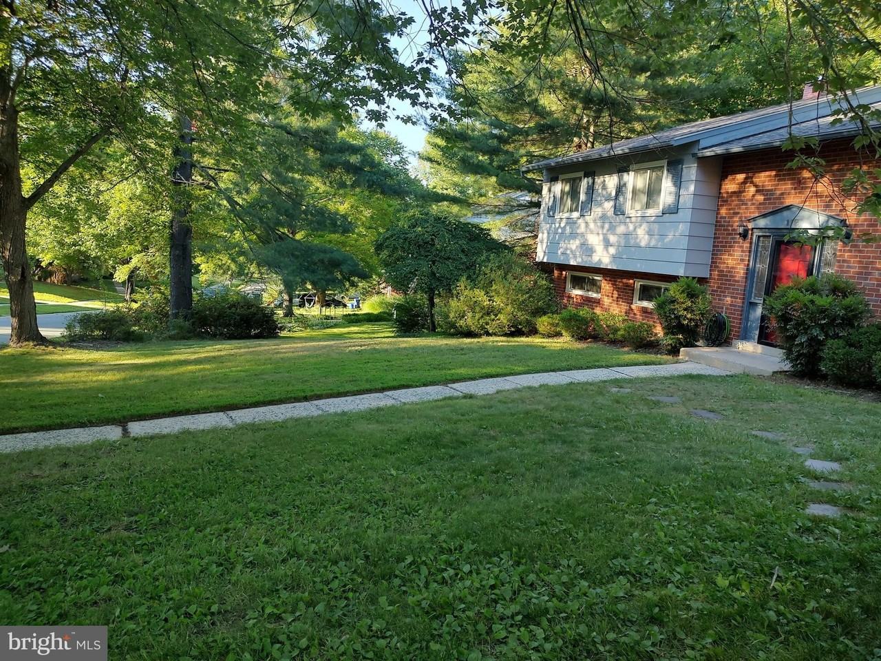 112 Claybrook Dr - Photo 2 of 50