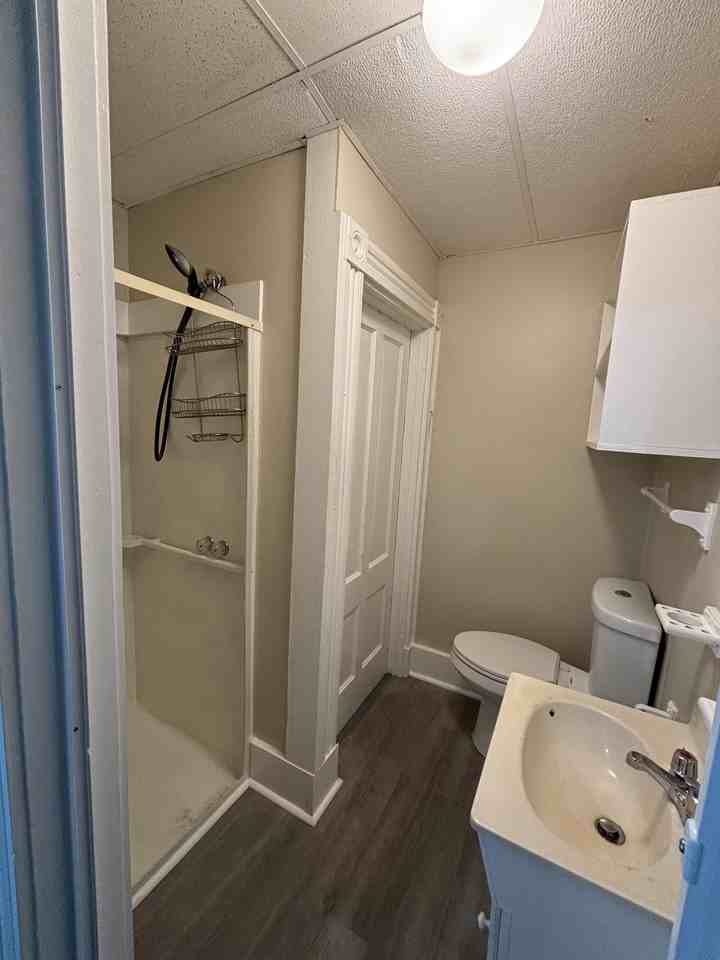 53 S Park St #1 - Photo 4 of 5
