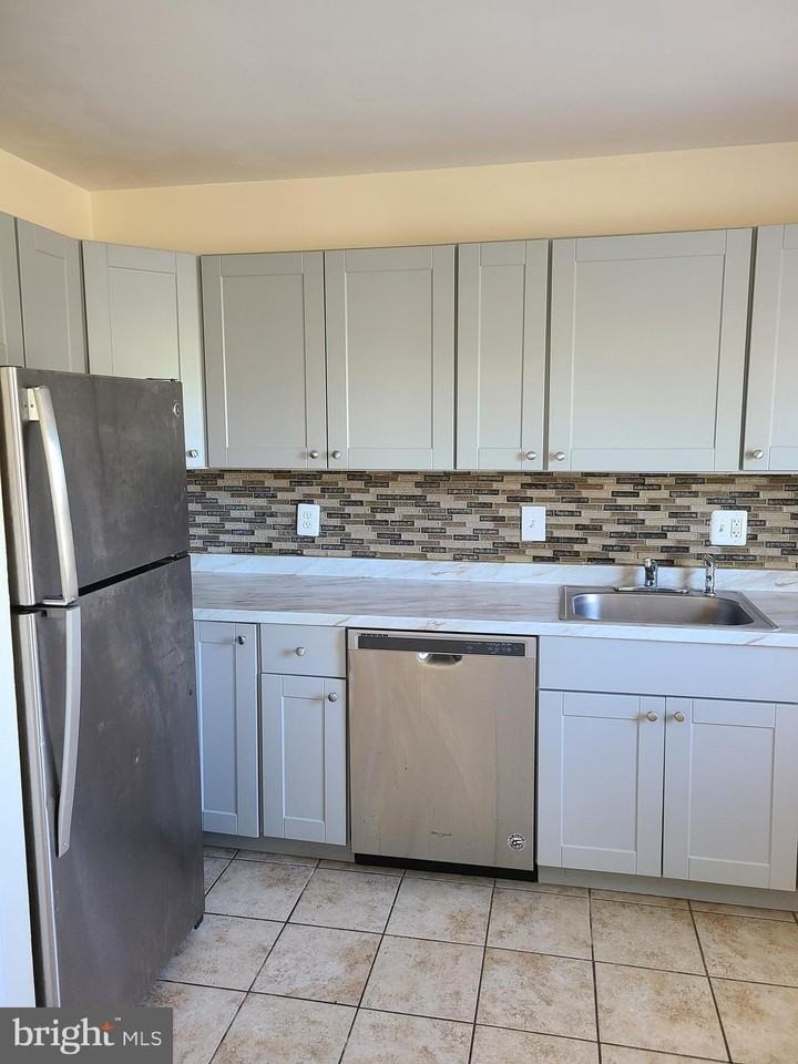 6232 Targon Ct - Photo 2 of 12