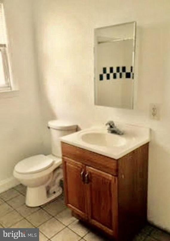29 E Buckingham Ave #2ndFL - Photo 7 of 10