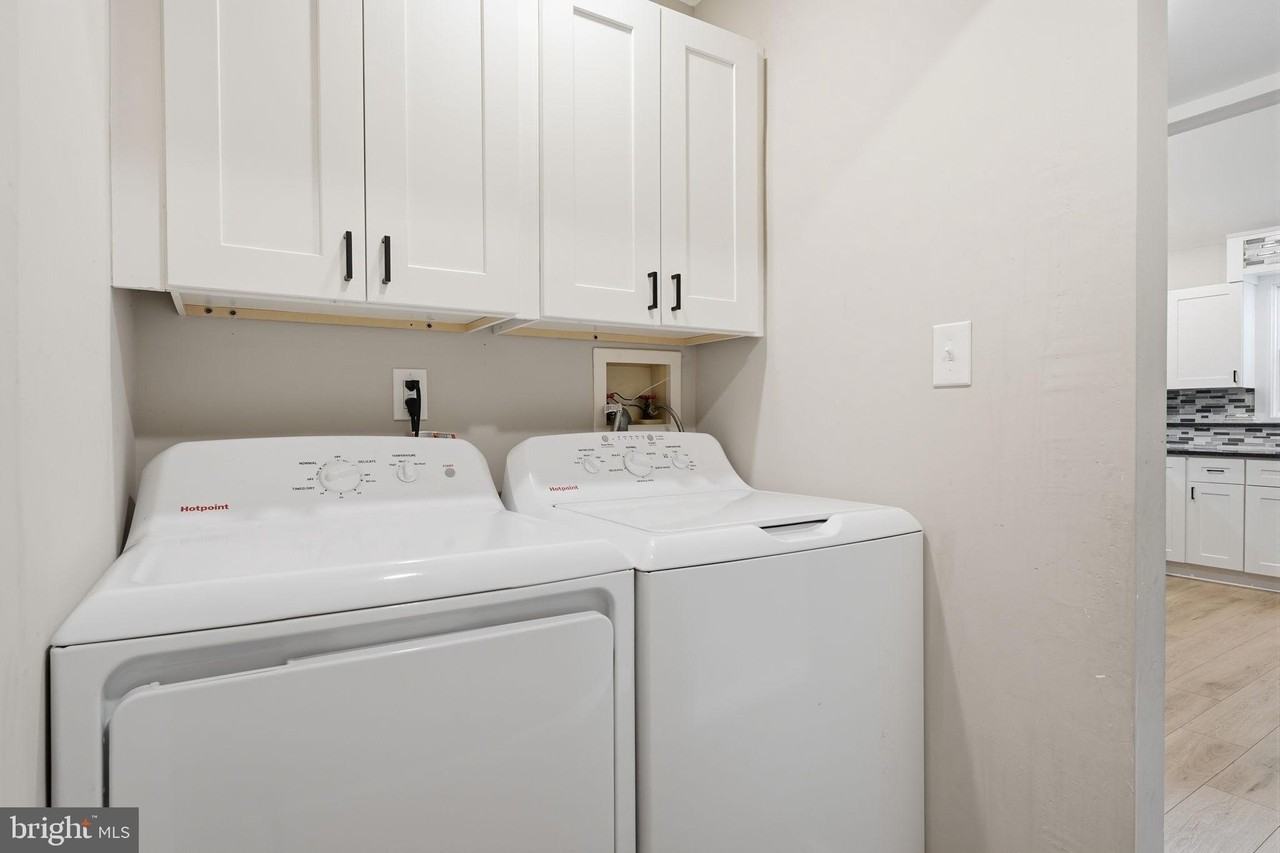 214 Washington St - Photo 6 of 36
