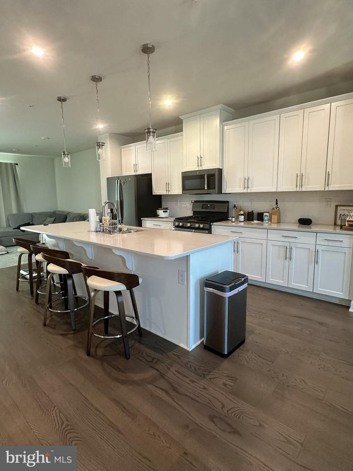 141 Arden Way - Photo 3 of 33