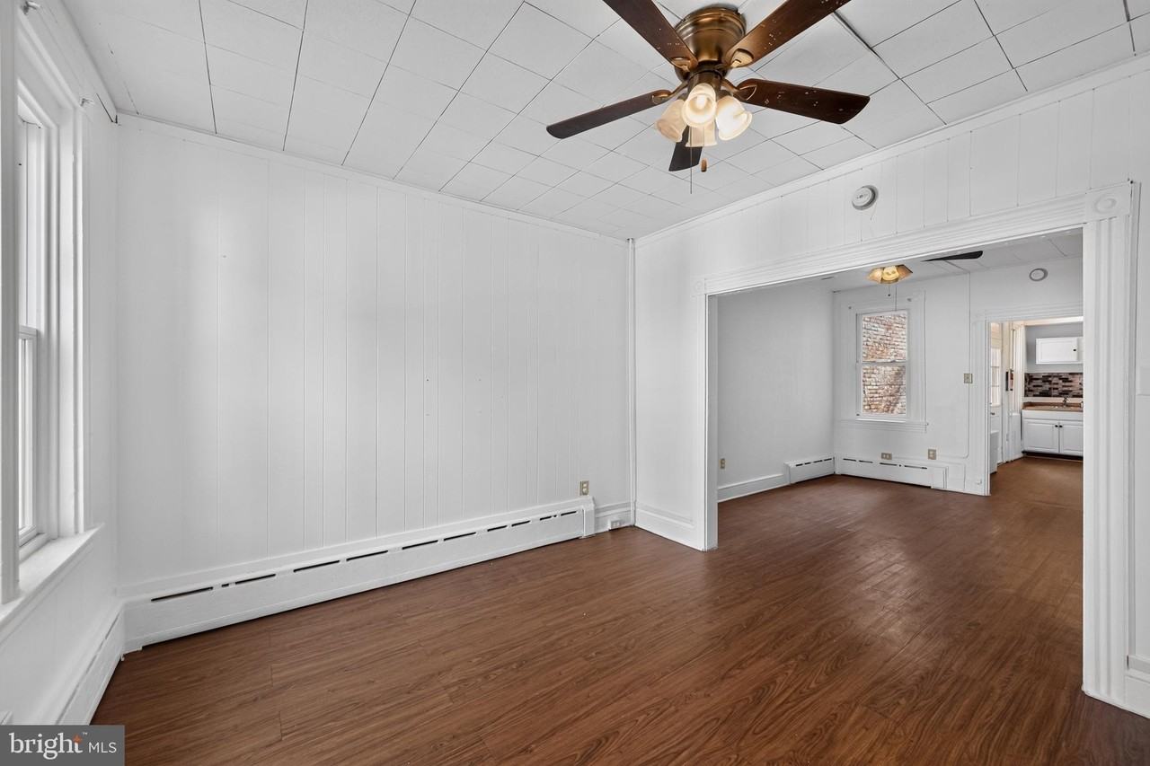 361 Beaver St - Photo 2 of 15