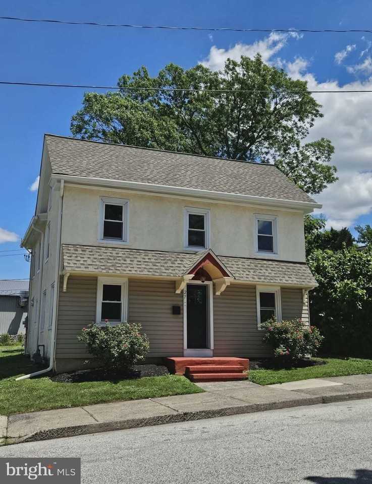27 N Front St - Photo 2 of 26