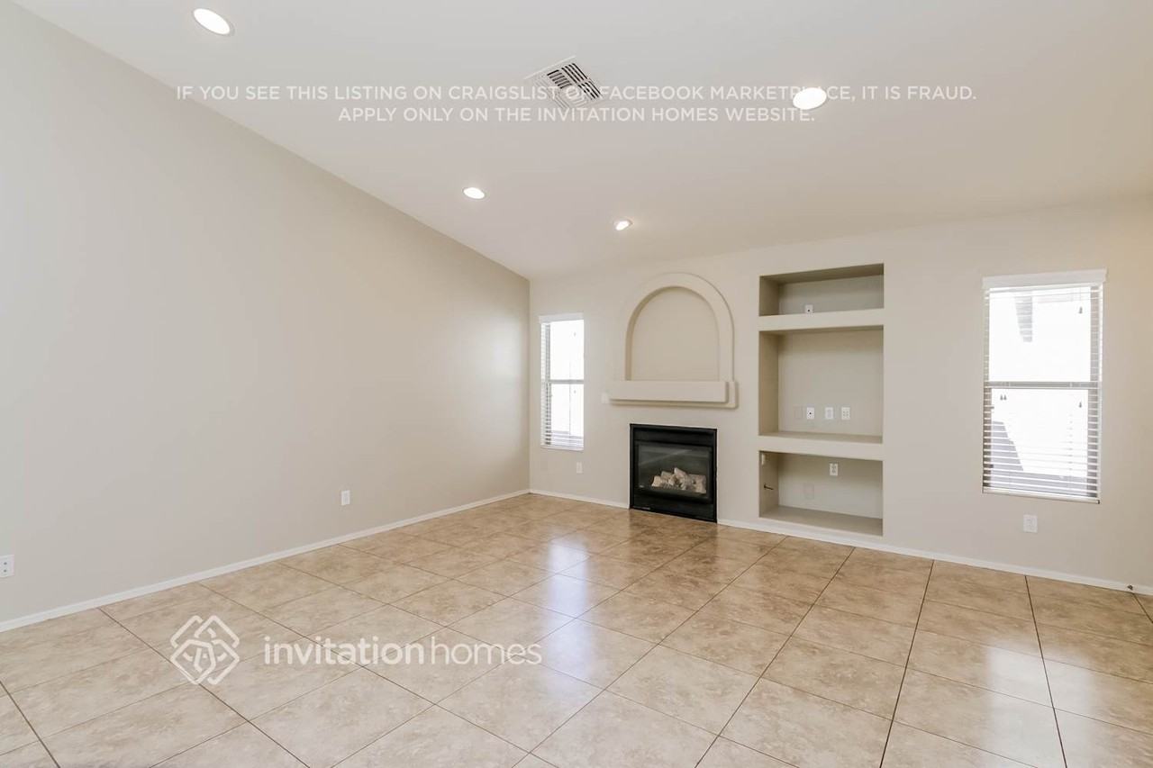 45055 W Portabello Rd - Photo 4 of 21