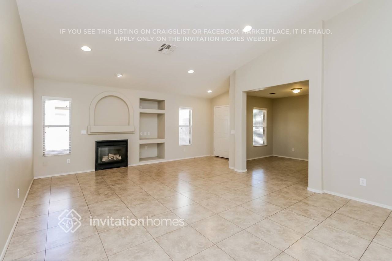 45055 W Portabello Rd - Photo 5 of 21