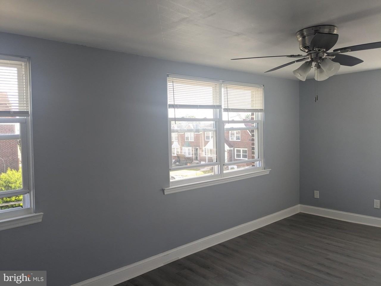 1327 Weaver St - Photo 7 of 9