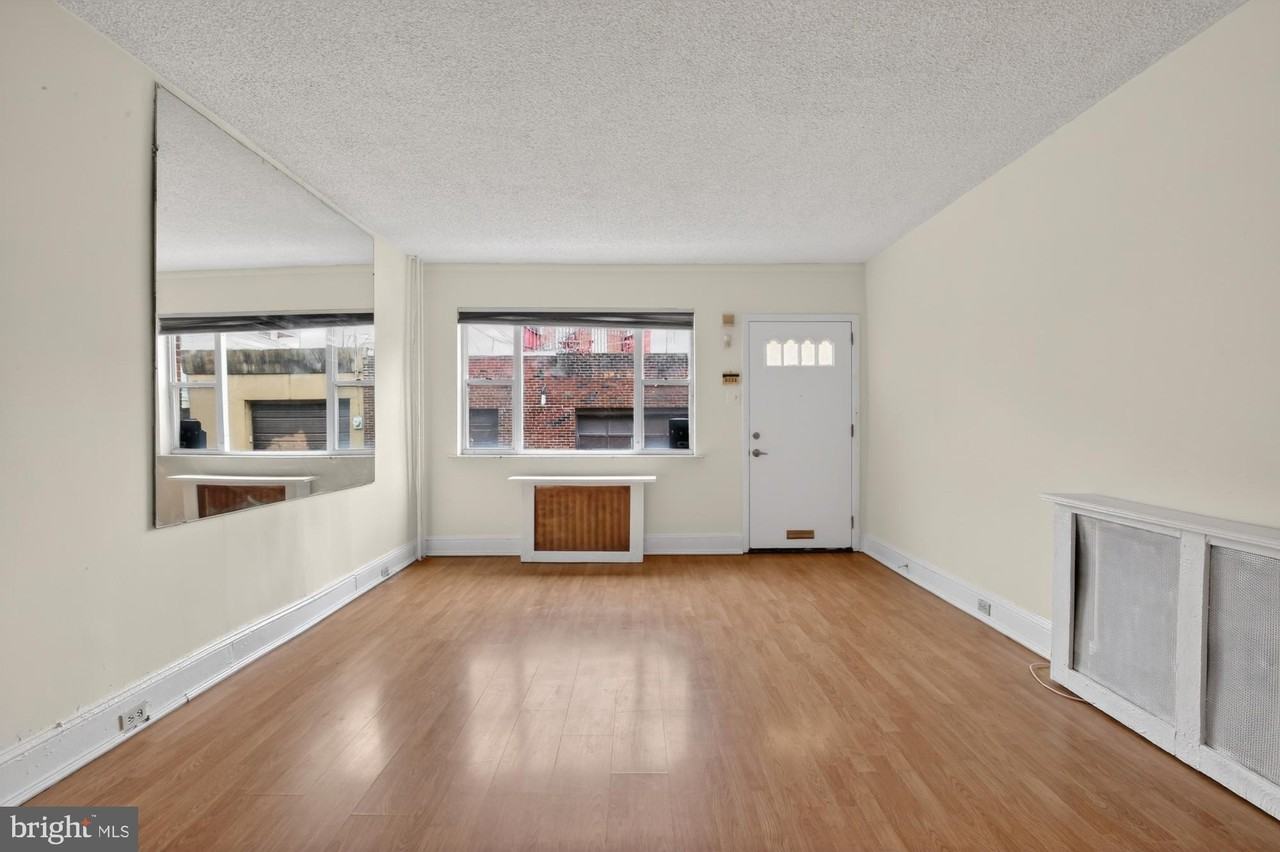 1519 Emily St - Photo 6 of 27