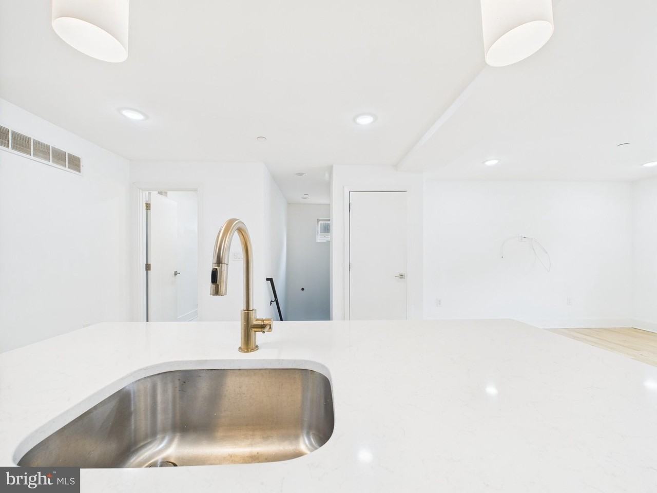 2646 Manton St #1 - Photo 7 of 20