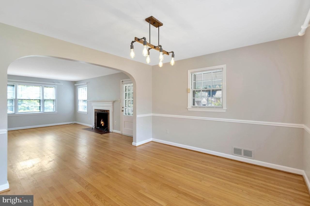 970 N Quintana St - Photo 6 of 33