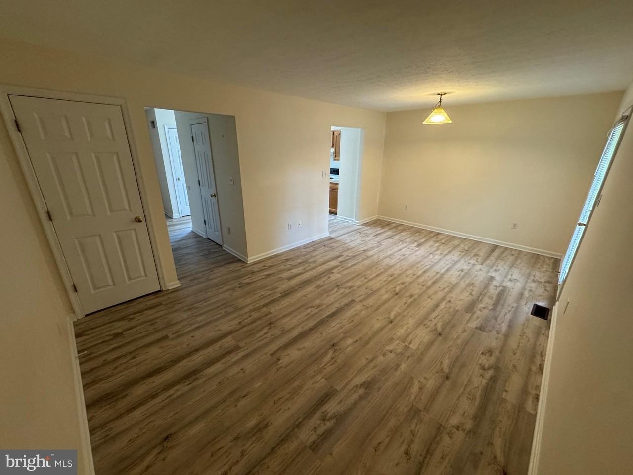 219 Sherando Cir - Photo 5 of 18