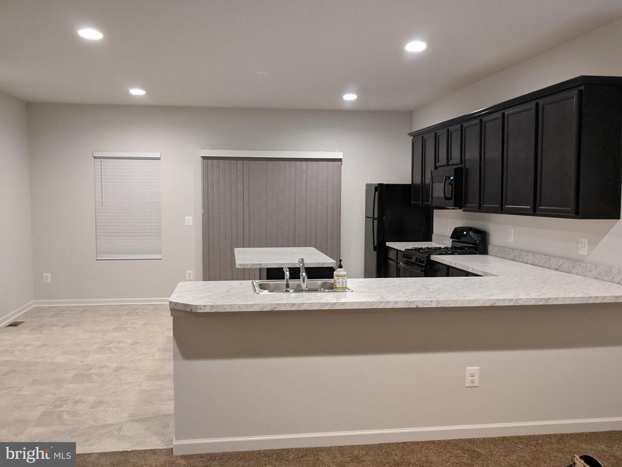 224 Parkland Dr - Photo 6 of 33